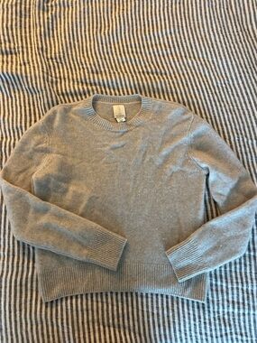 Joie 100% Cashmere Women’s Crewneck Sweater in Light Gray